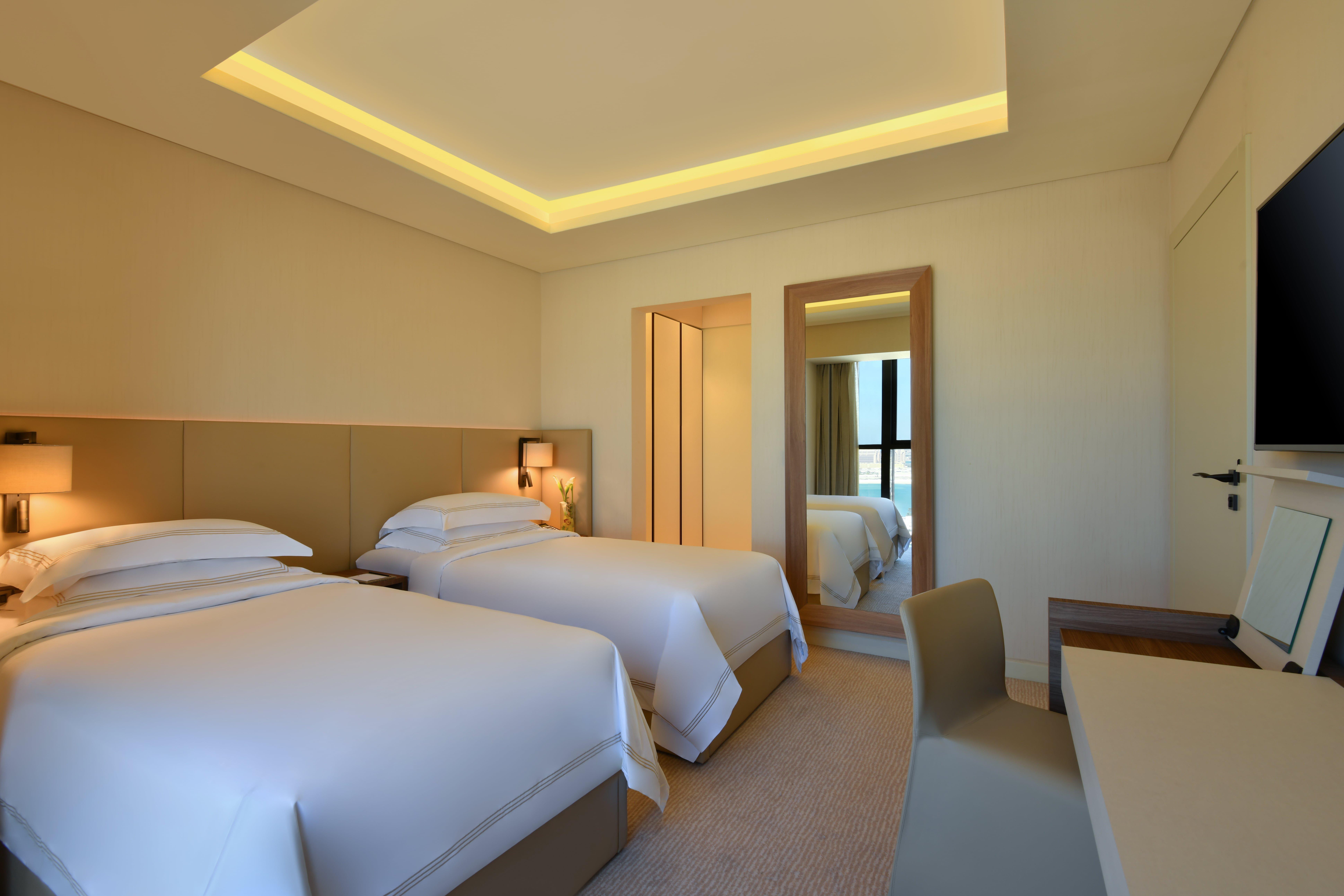 فندق فوكو ويست باي سويتس 5*