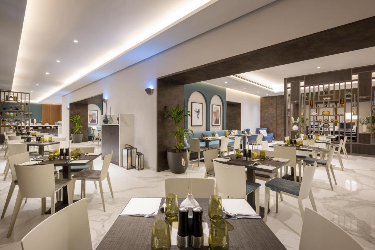 Voco Doha West Bay Suites By Ihg होटल Doha