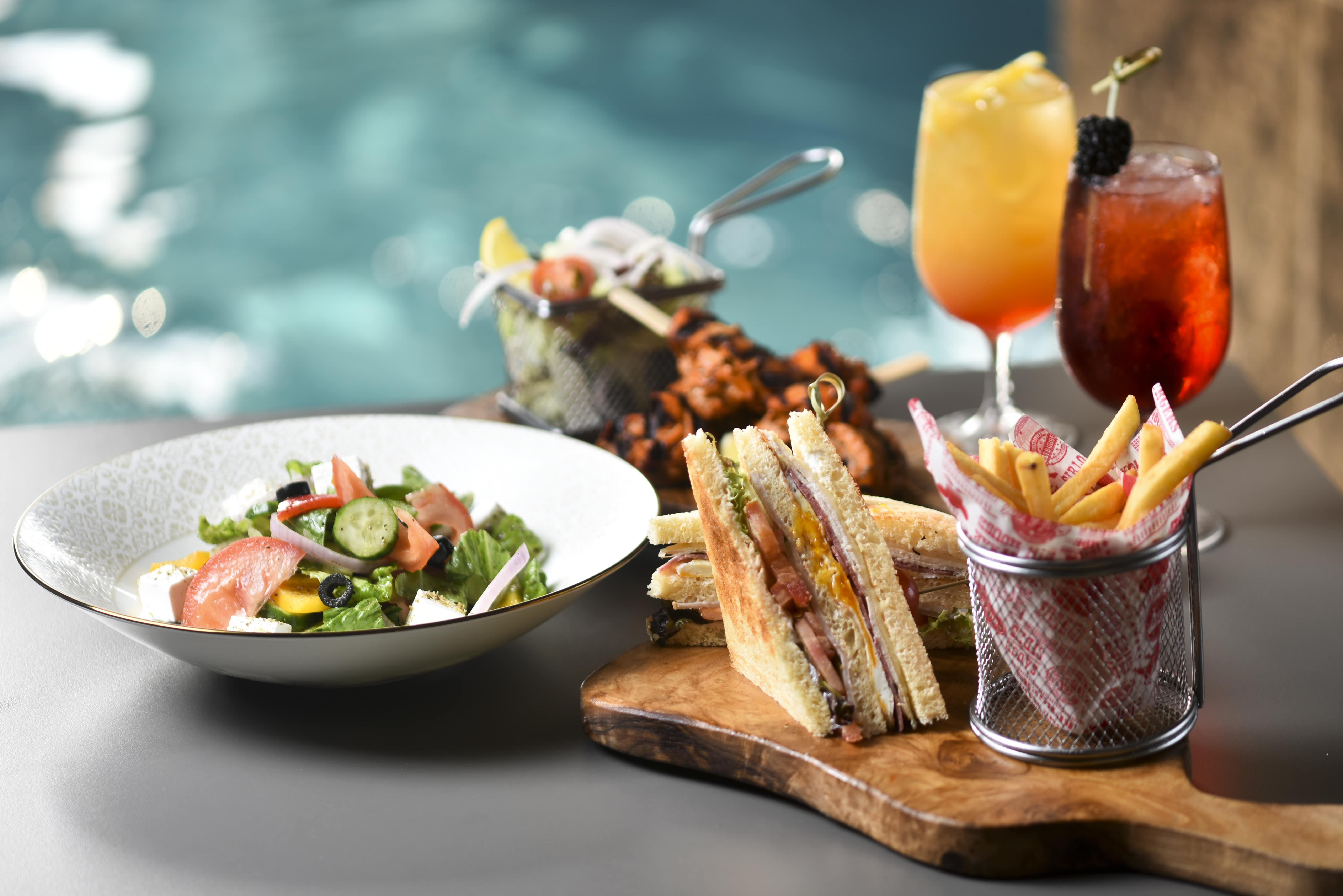 होटल Voco Doha West Bay Suites By Ihg 5*