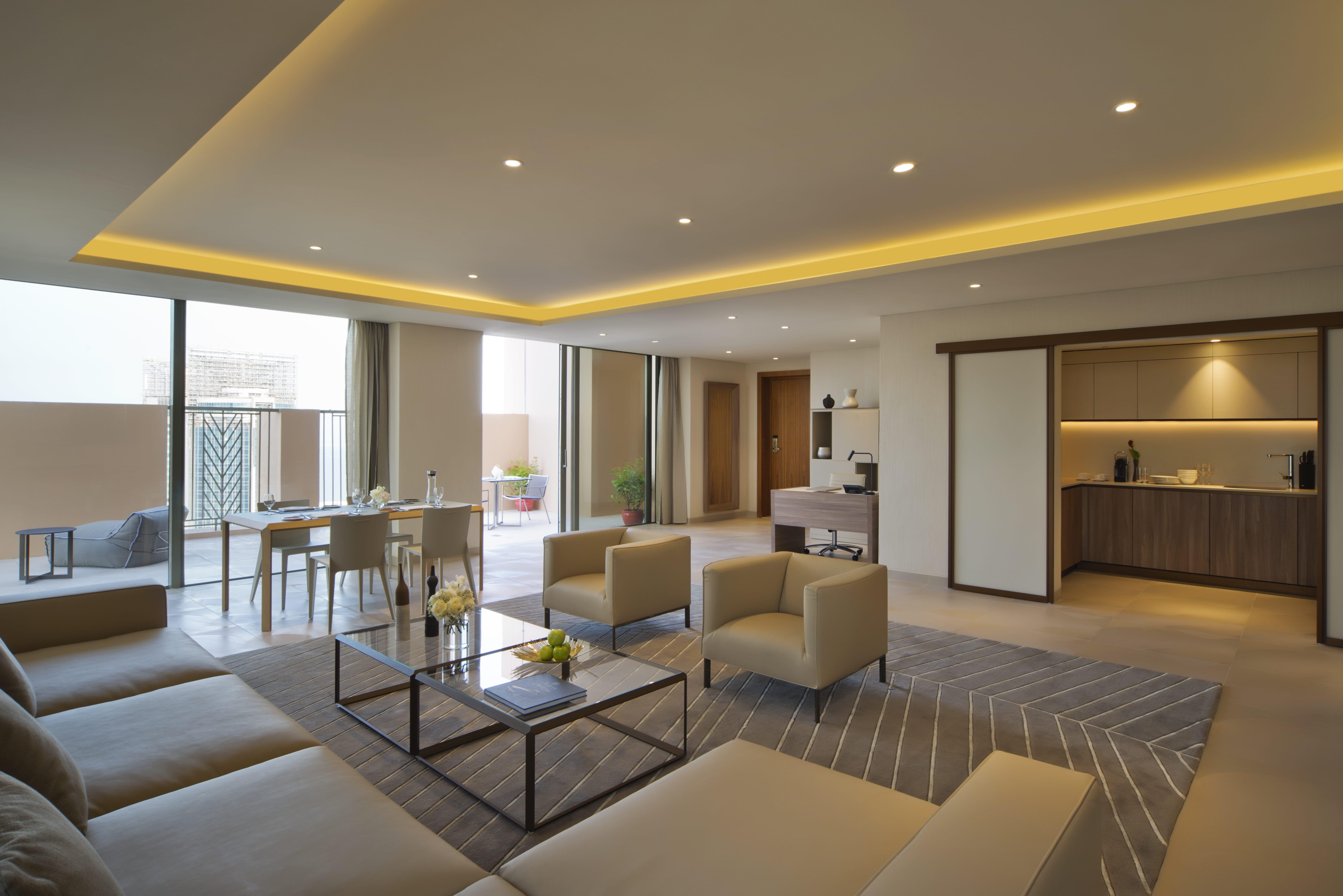 Voco Doha West Bay Suites By Ihg Hotel