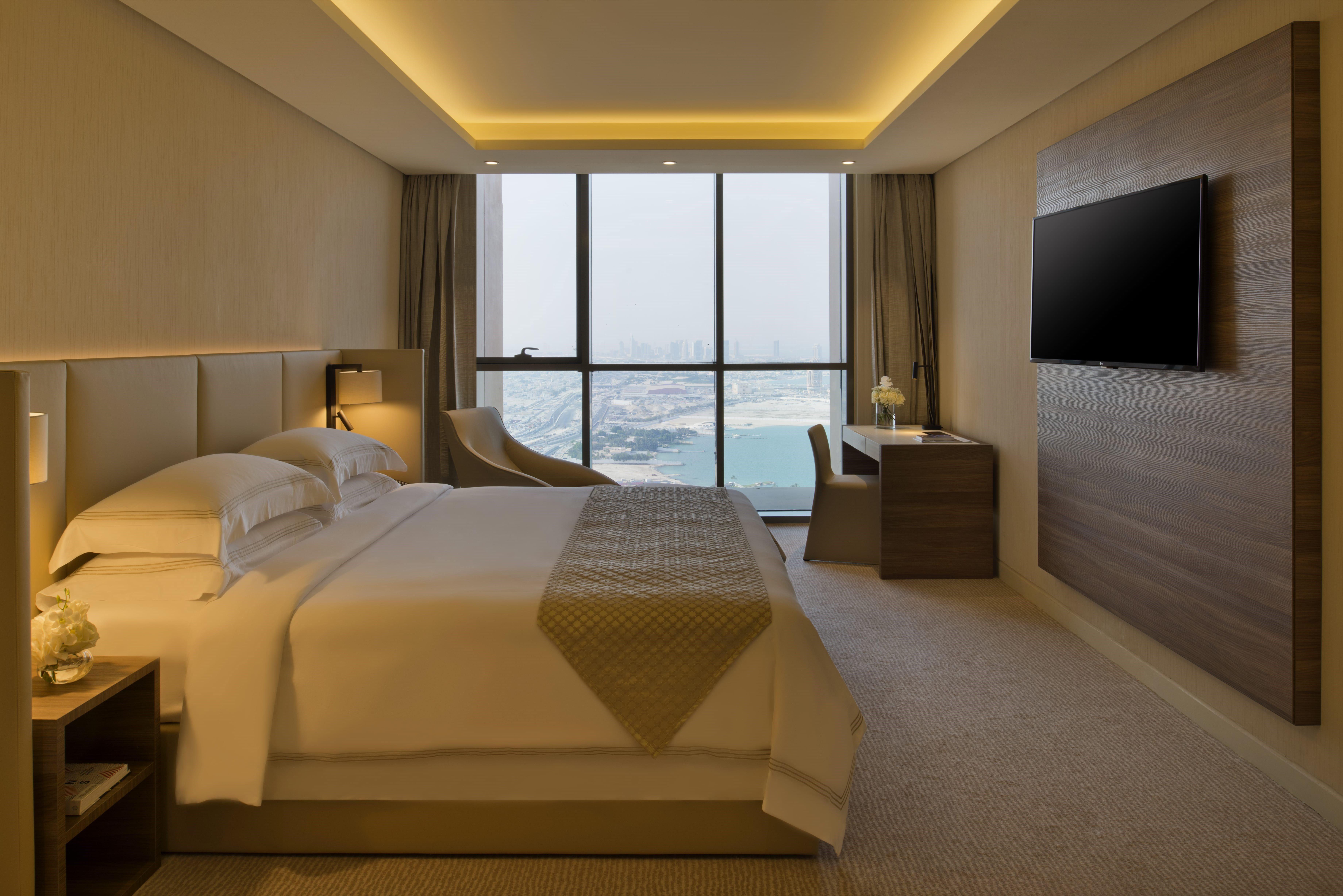 Voco Doha West Bay Suites By Ihg Hotel