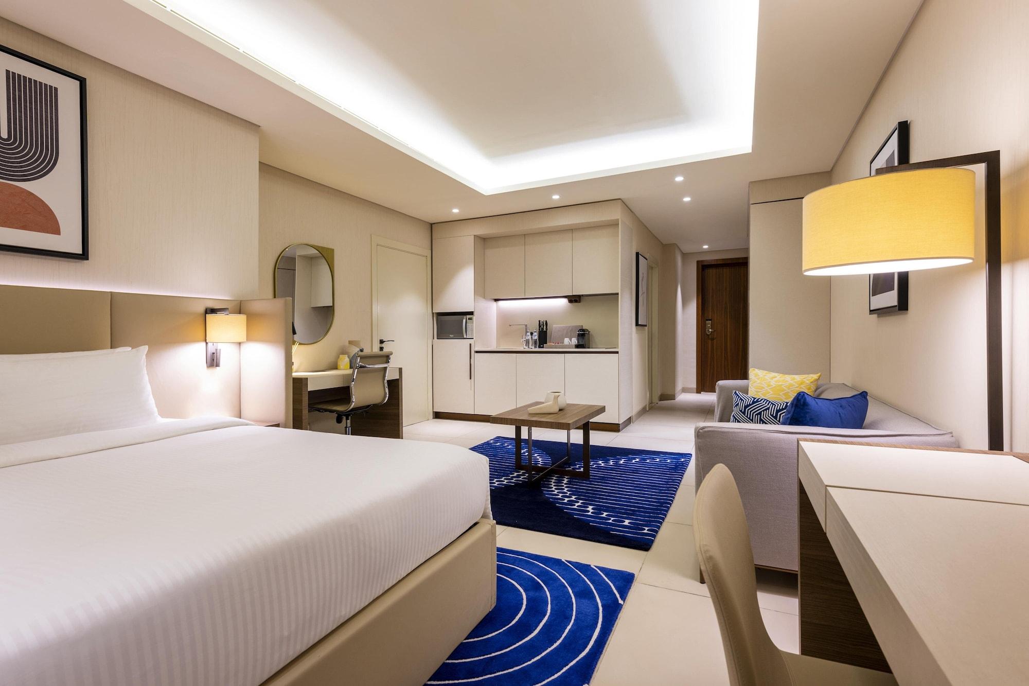 Voco Doha West Bay Suites By Ihg होटल 5*