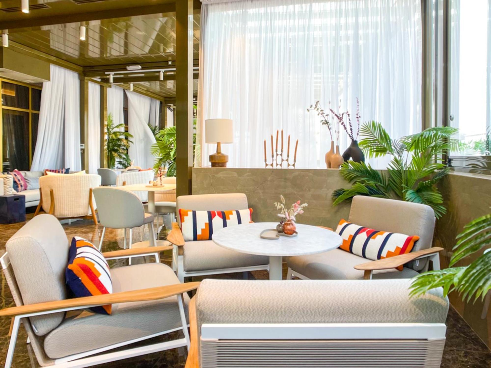 Voco Doha West Bay Suites By Ihg 5* Doha